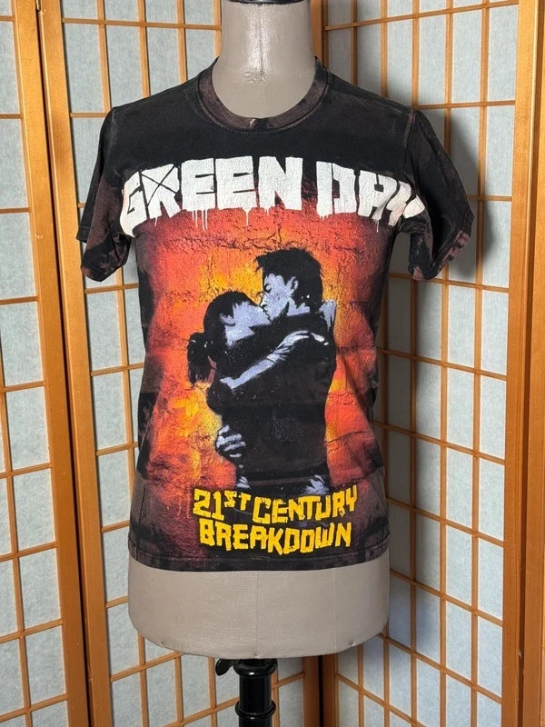 Green Day t-shirt
